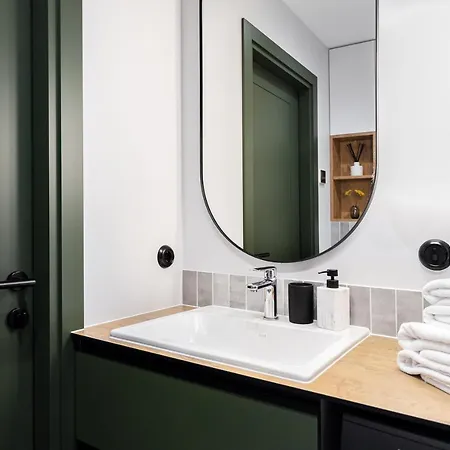 דירה Old-new In *