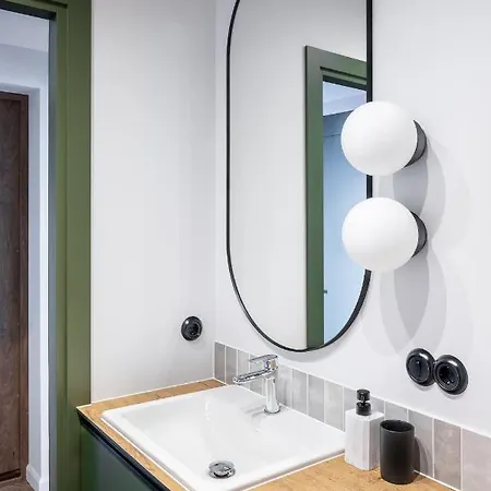 Old-new In Apartment